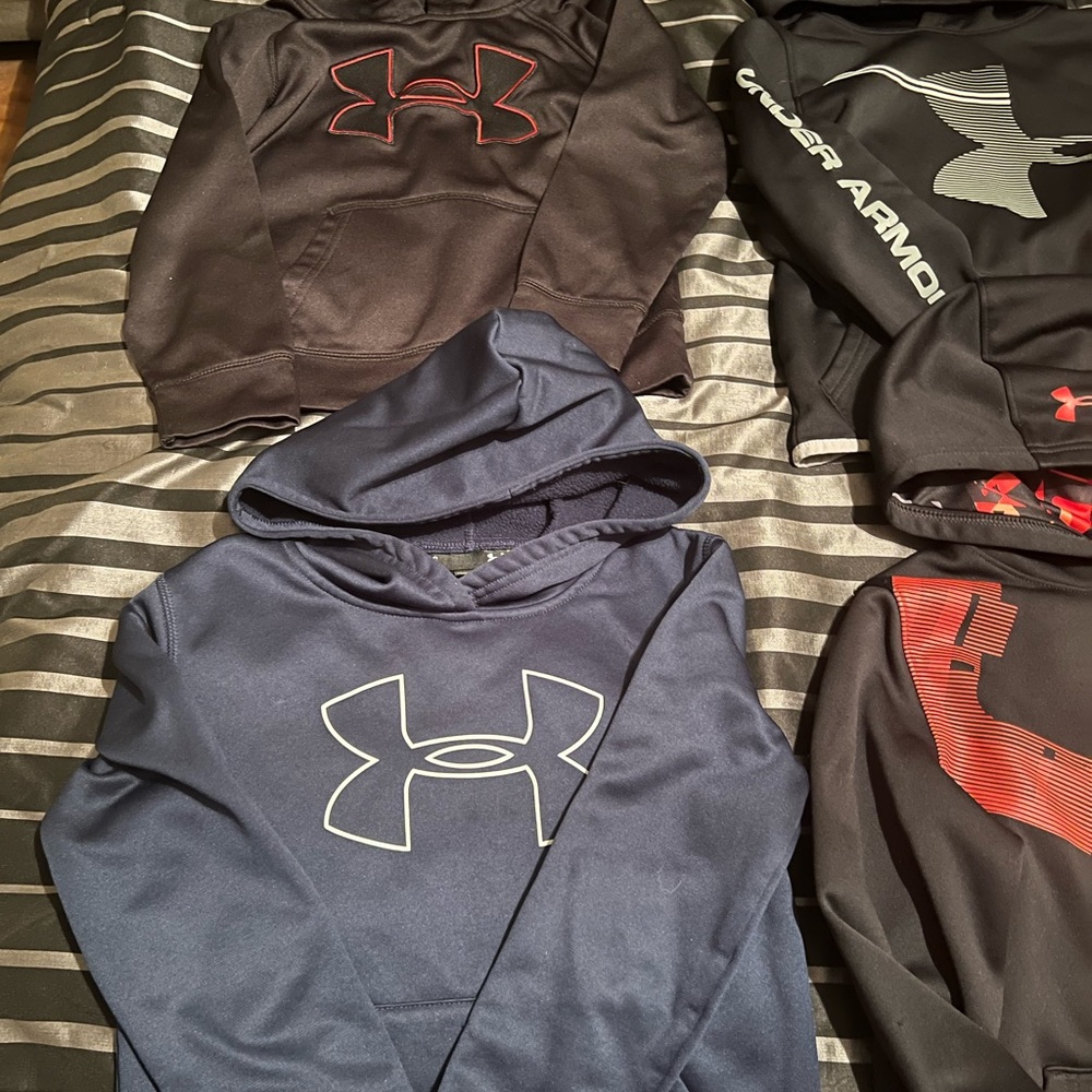 Boys Size 6 Hoodies & Jacket
